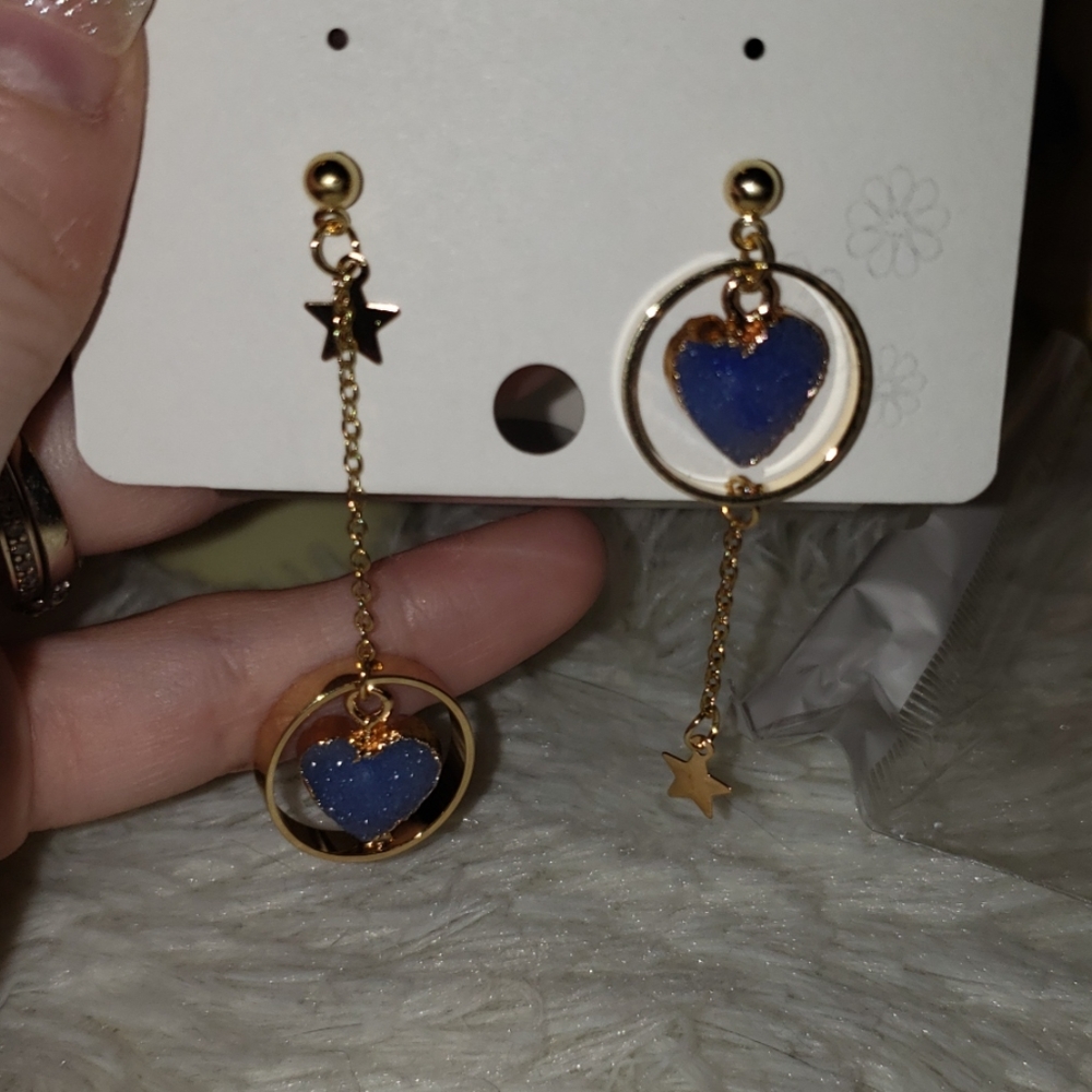 Stone Blue Heart Dangle Star Earrings - Picture 6 of 6